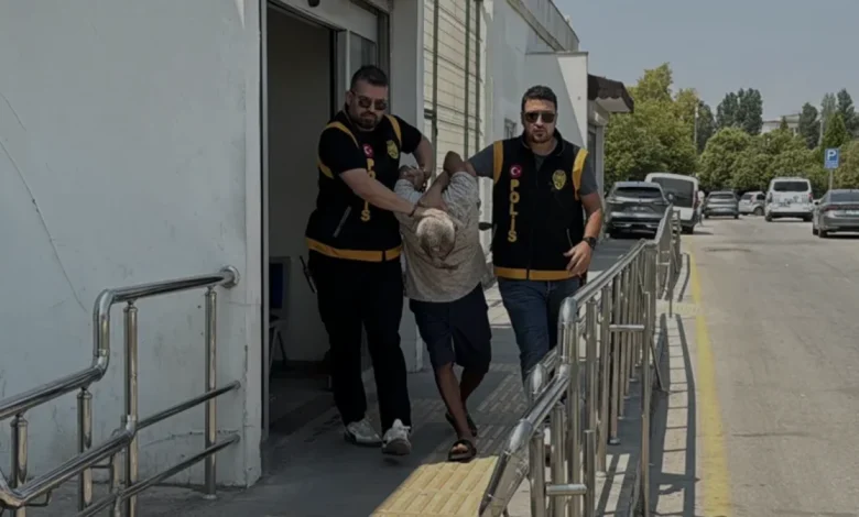 Adana'da Eski Eşini Bıçaklayan Şüpheli Pozantı'da Yakalandı
