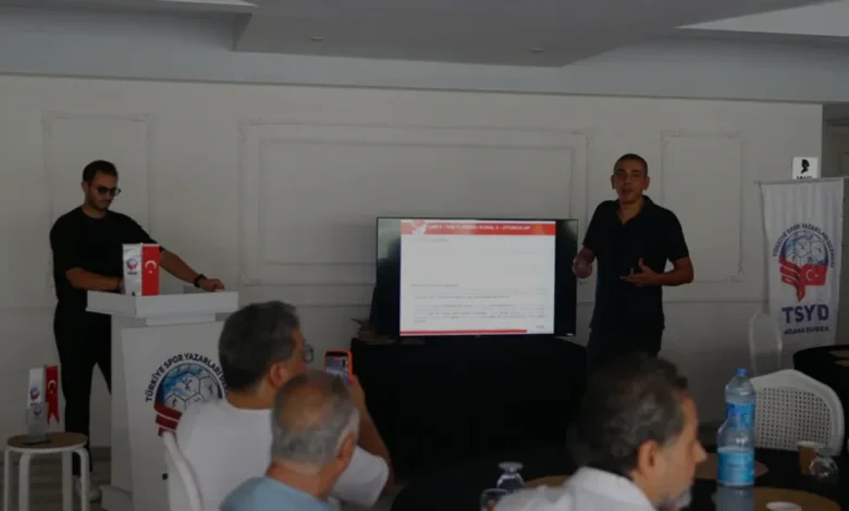 Adana'da Gazetecilere Yeni Futbol Kuralları Eğitimi Verildi