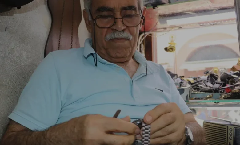 Adanalı Saat Ustası İsmail Isınır 51 Yıldır Aynı Dükkanda
