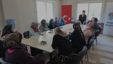 Akdeniz Belediyesinden Kadınlara Özel Sevgi Sanatı Atölyesi