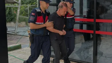 Alanya'da eşini ve kayınvalidesini bıçaklayan şüpheli tutuklandı