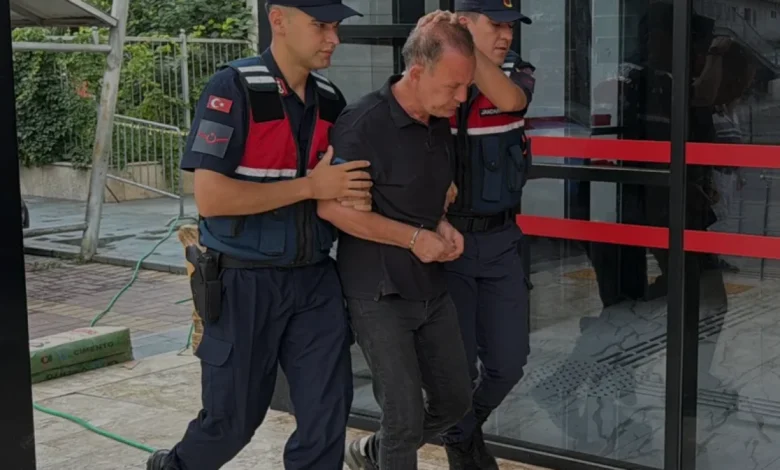 Alanya'da eşini ve kayınvalidesini bıçaklayan şüpheli tutuklandı