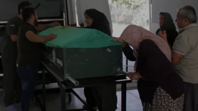 Antalya Serik'te Servis Minibüsünün Çarptığı 1,5 Yaşındaki Çocuk Hayatını Kaybetti