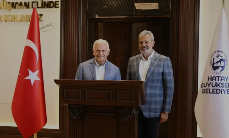 Binali Yıldırım Hatay Valiliği ve Büyükşehir Belediyesini Ziyaret Etti