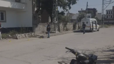 Ceyhan ilçesinde silahlı saldırı iki kız kardeş yaralandı