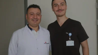 Genç Doktor Babasının Görev Yaptığı Hastanede Meslektaşı Oldu