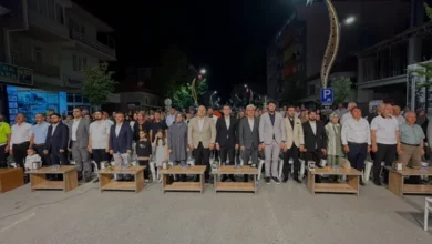 Gölhisar Cumhuriyet Meydanında Kur'an Ziyafeti ve Hafızlık Kutlaması
