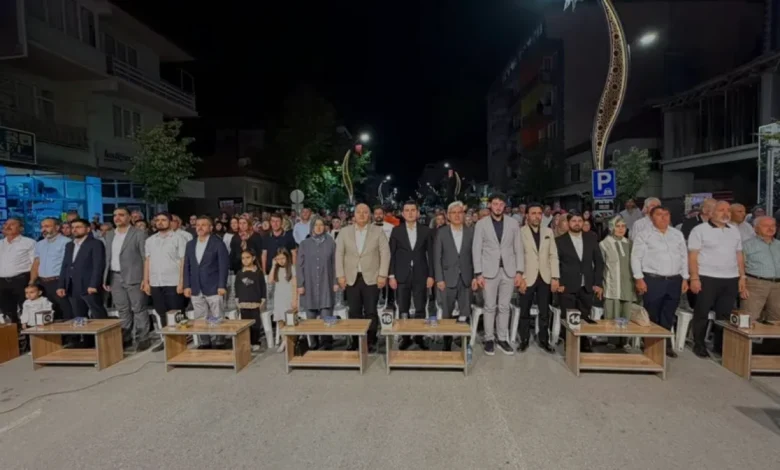 Gölhisar Cumhuriyet Meydanında Kur'an Ziyafeti ve Hafızlık Kutlaması
