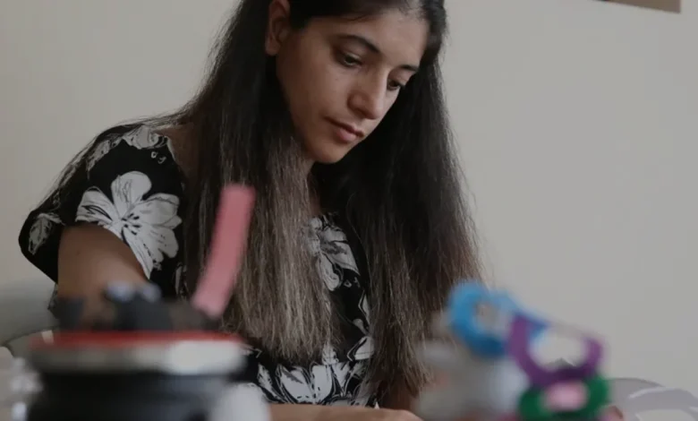 Hataylı Girişimci Atık Malzemelerle Çocuklara Destek Oluyor