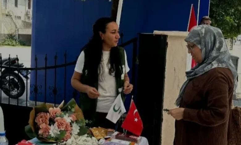 Kadirli'de sigara paketini teslim edenlere kitap hediye edildi