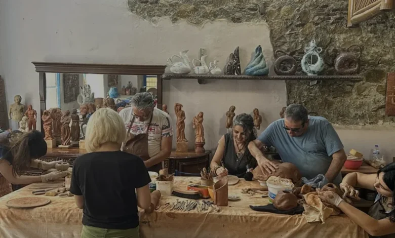 Kanserle Mücadele Eden Heykeltıraş Ücretsiz Kurslarla Hayata Tutundu