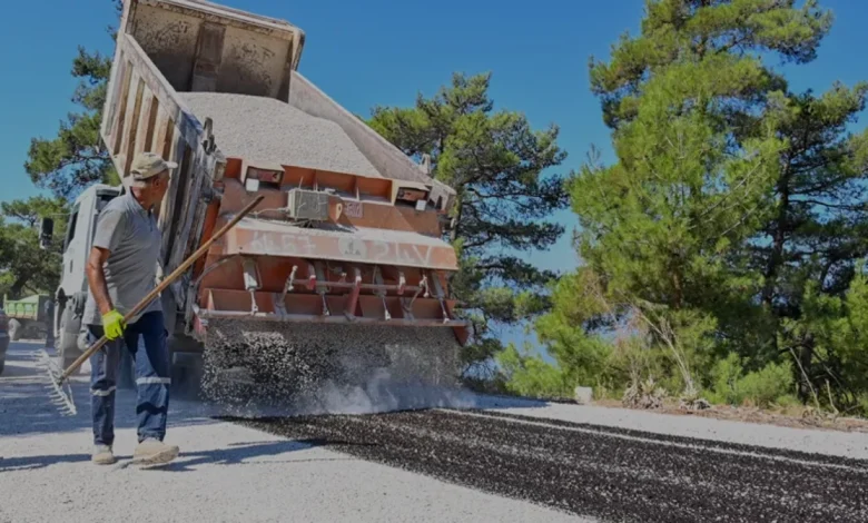 Kumluca Belediyesi Göllü Yaylası Yolunda Asfalt Çalışmasını Tamamladı