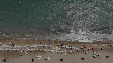 Mersin Sahillerinde Aşırı Sıcak Hava Nedeniyle Yoğunluk