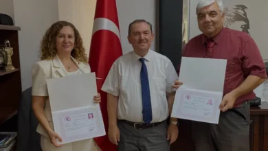 Muratpaşa Kaymakamı İhsan Kara UTEF Yetkililerine Belge Takdim Etti