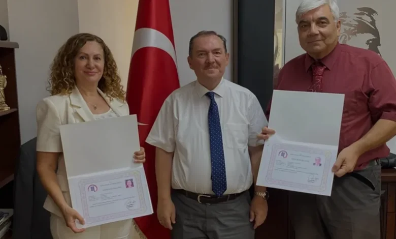 Muratpaşa Kaymakamı İhsan Kara UTEF Yetkililerine Belge Takdim Etti