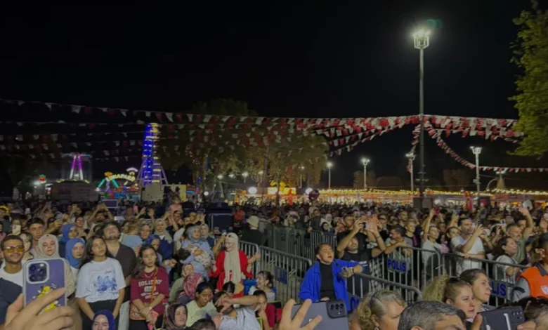 Yeni Türkü Kahramanmaraş Uluslararası Fuarında Sahne Aldı
