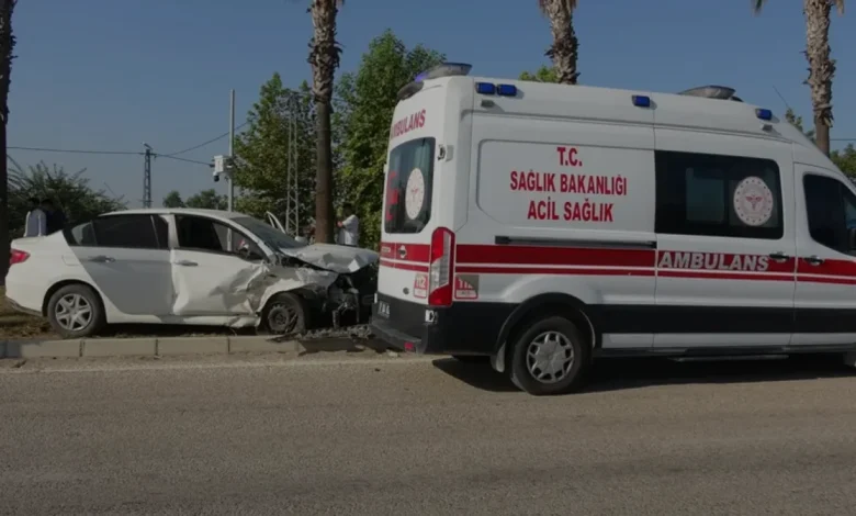 Adana Ceyhan'da Minibüs Kazası 1 Ölü ve 3 Yaralı