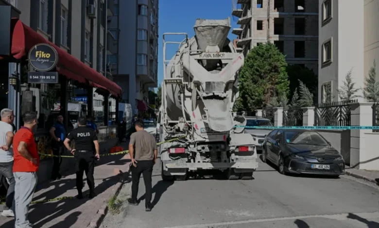 Adana Seyhan'da Beton Mikseri Kazası Bir Can Aldı