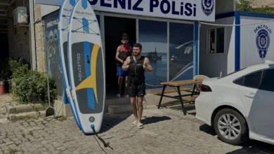 Antalya Falezler Açığında Mahsur Kalan İki Kişi Kurtarıldı
