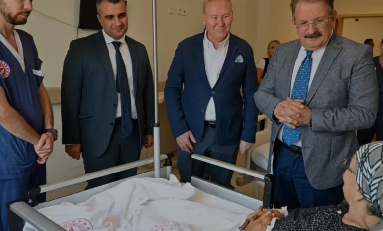 Antalya İl Sağlık Müdürü Behzat Özkan Elmalı Devlet Hastanesini Denetledi