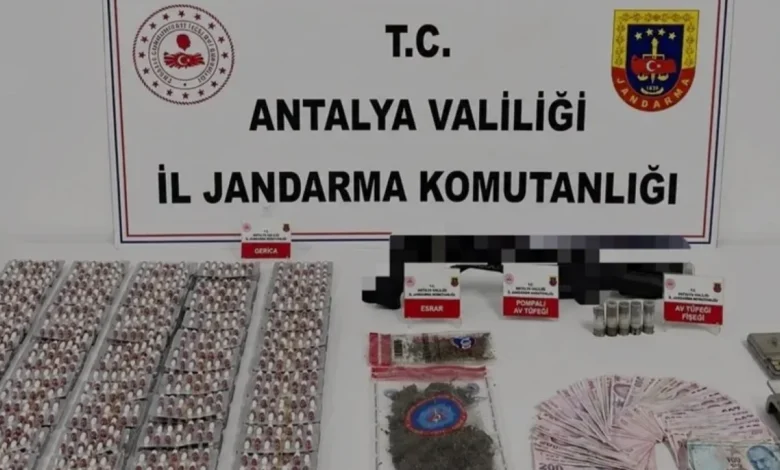 Antalya Kepez ve Döşemealtı ilçelerinde uyuşturucu operasyonu