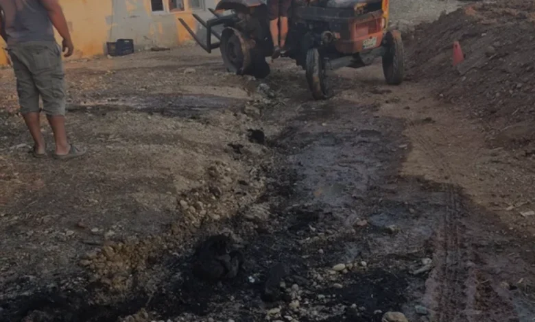 Antalya Serik'te Park Halindeki Traktör Alev Aldı