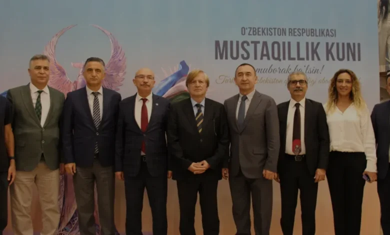 Antalya'da Özbekistan'ın 35. Bağımsızlık Yıl Dönümü Kutlandı