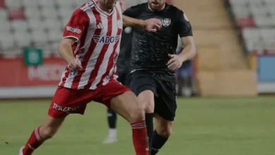 Antalyaspor sahasında Artı Değer Vanspor FK engelini rahat geçti