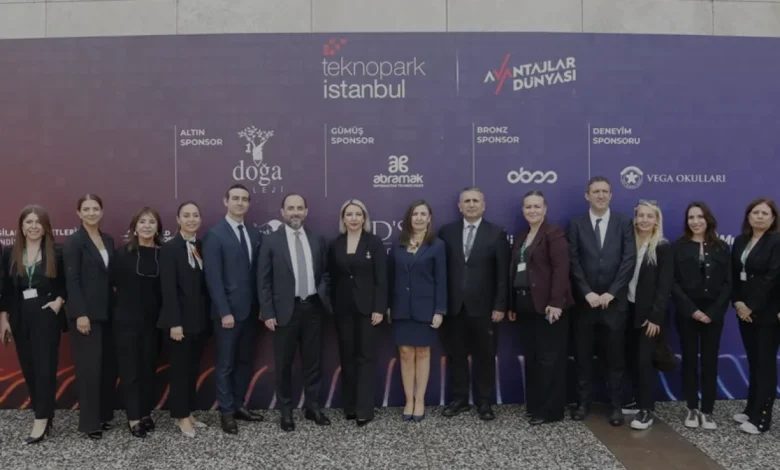 Doğa Koleji Öğrencileri Projelerini Teknopark İstanbulda Sergiledi