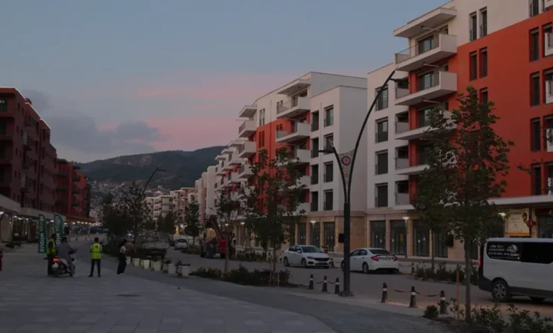 Hatay Atatürk Caddesinde Ticari Hayat Yeniden Başladı