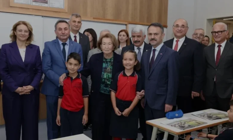 Kocaeli Gölcükte 35 Derslikli Yeni İlkokul Eğitime Açıldı