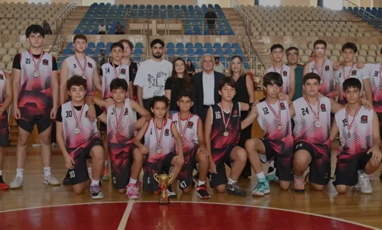 Kumluca Basketbol Turnuvasında Şampiyon Kemer Belediyespor Oldu