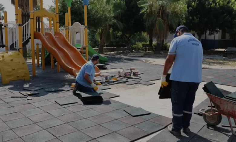 Mersin Akdeniz ilçesinde park ve yeşil alanlar yenileniyor