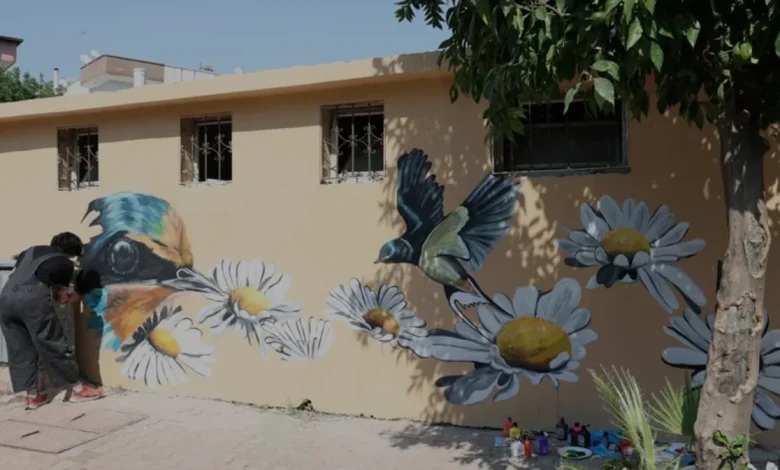 Mersin Akdeniz'deki Park Duvarları Sanatsal Figürlerle Renkleniyor