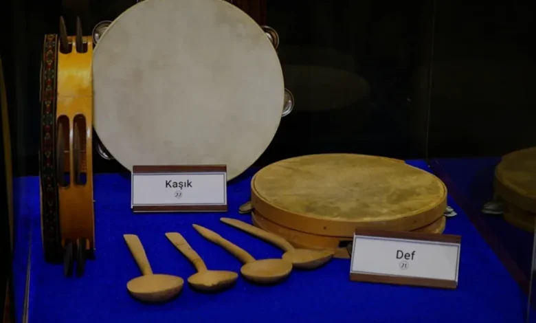 SDÜ Teke Yöresi Müzik Mirasını 300 Enstrümanla Geleceğe Taşıyor