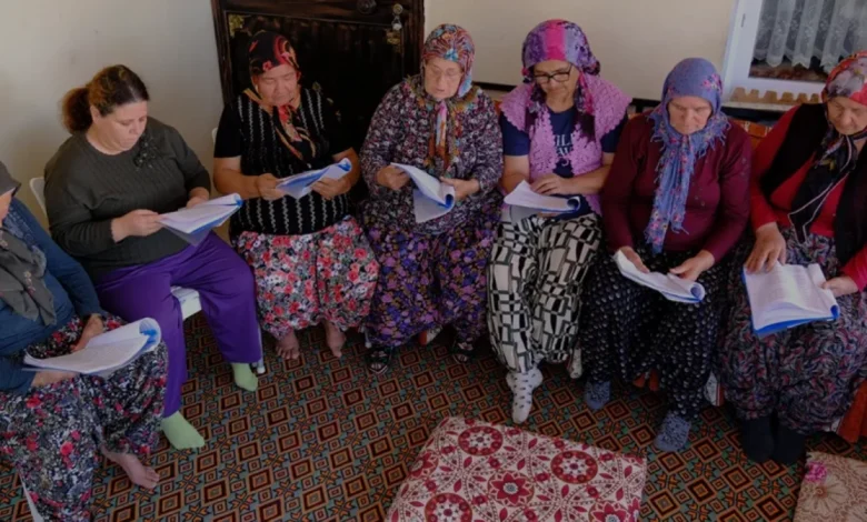 Ümmiye Koçak ve Arslanköy Kadınları Yeni Oyunlarını Hazırlıyor