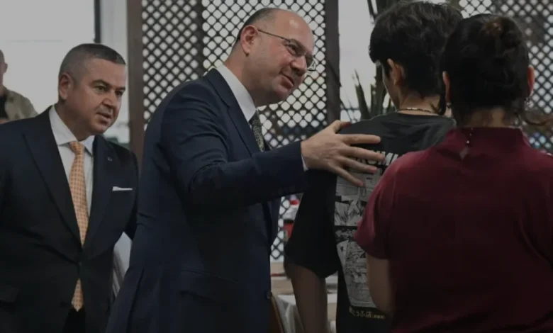 Vali Serdengeçti Osmaniye'deki Koruyucu Ailelerle Buluştu