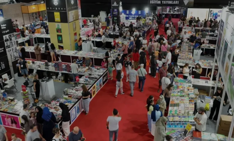 16 Antalya Kitap Fuarı 1 Milyonun Üzerinde Ziyaretçiyle Tamamlandı