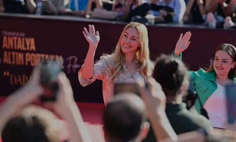 63 Uluslararası Antalya Altın Portakal Film Festivali Kortejle Başladı
