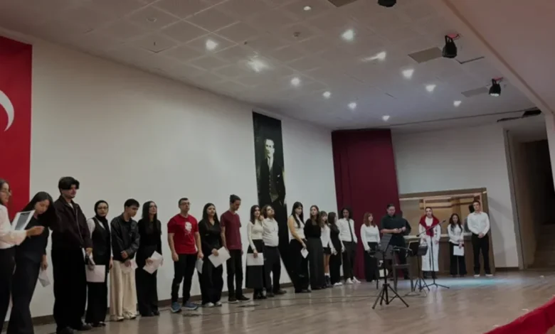 Akdeniz Üniversitesi Cumhuriyetin 103'üncü Yılını Kutladı
