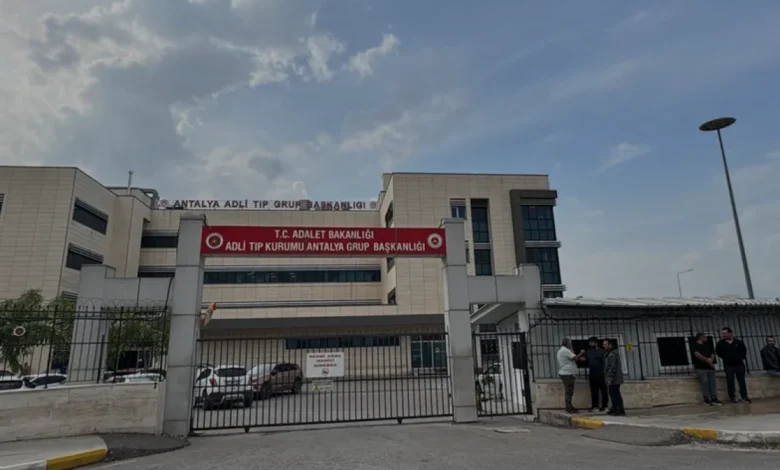 Antalya Konyaaltı Uçurum Kazasında Ölü Sayısı 3 Oldu