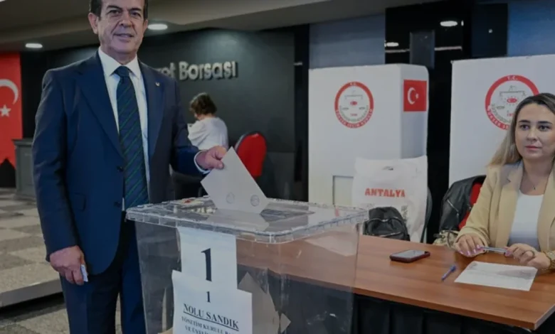 Antalya Ticaret Borsası Başkanı Ali Çandır güven tazeledi