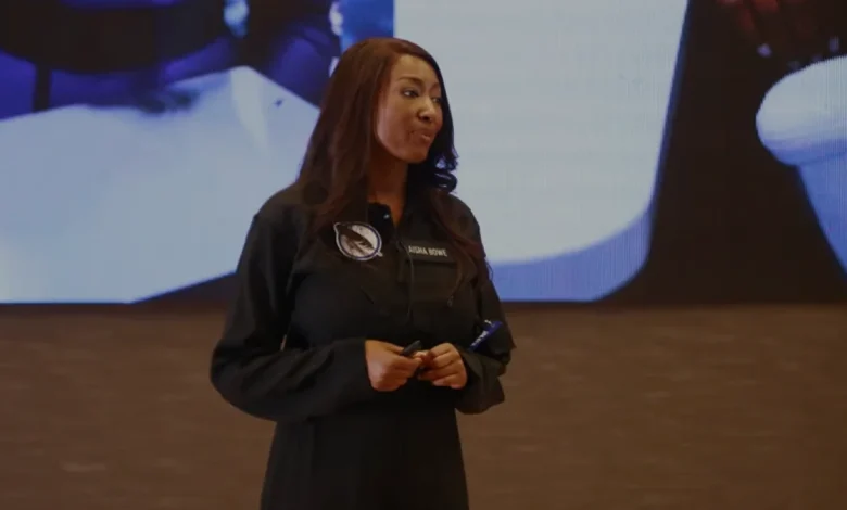 Eski NASA Roket Bilimcisi Aisha Bowe Adana'da Öğrencilerle Buluştu