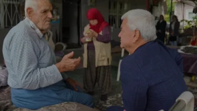 Finike Belediye Başkanı Geyikçi Dünya Yaşlılar Gününde Ev Ziyareti Yaptı