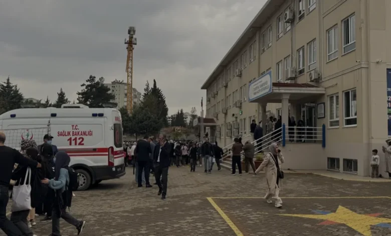 Kahramanmaraş Onikişubat İlçesinde İnşaat Kokusundan 20 Öğrenci Etkilendi