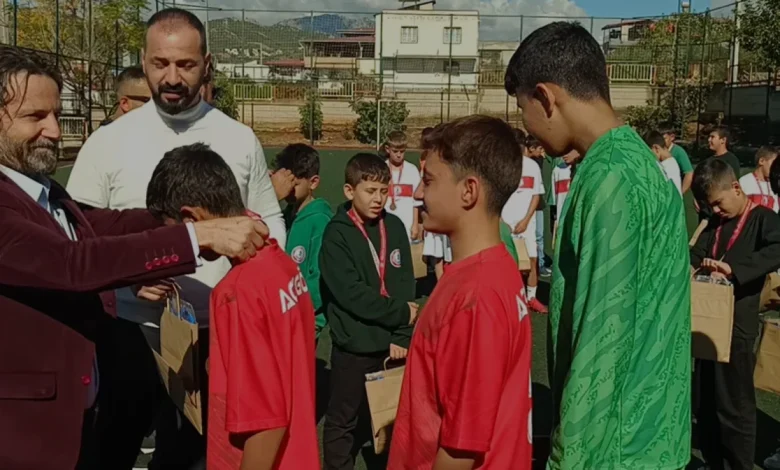 Kozan Yunus Emre Ortaokulunda Cumhuriyet Bayramı Futbol Turnuvası