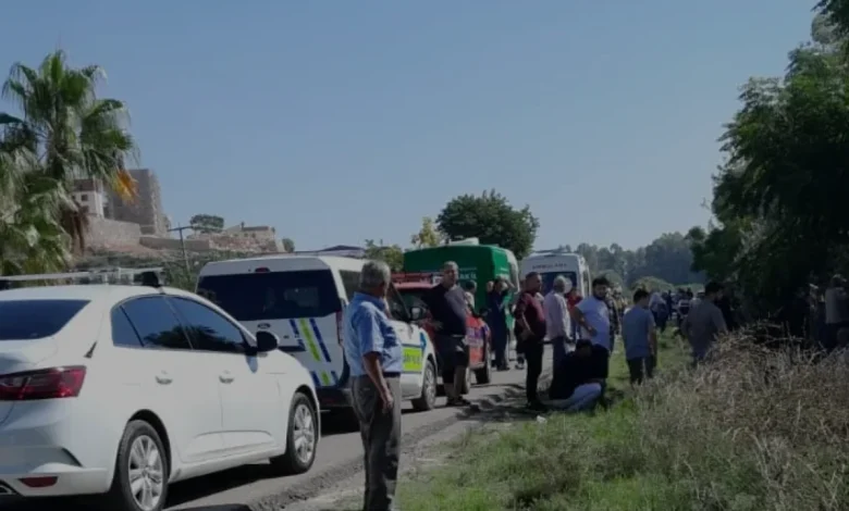 Mersin Silifkede Kontrolden Çıkan Otomobil Bahçedeki Kişiye Çarptı