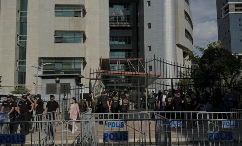 Mersin'de Yolsuzluk Operasyonu 3 Belediye Başkanı Adliyeye Sevk Edildi
