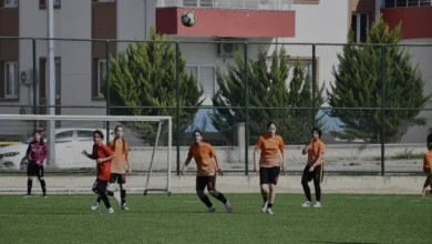 Osmaniye Kadirli'de Dünya Kız Çocukları Gününe Özel Futbol Maçı
