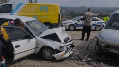 Osmaniye Kadirli'de İki Aracın Karıştığı Kazada İki Kişi Yaralandı